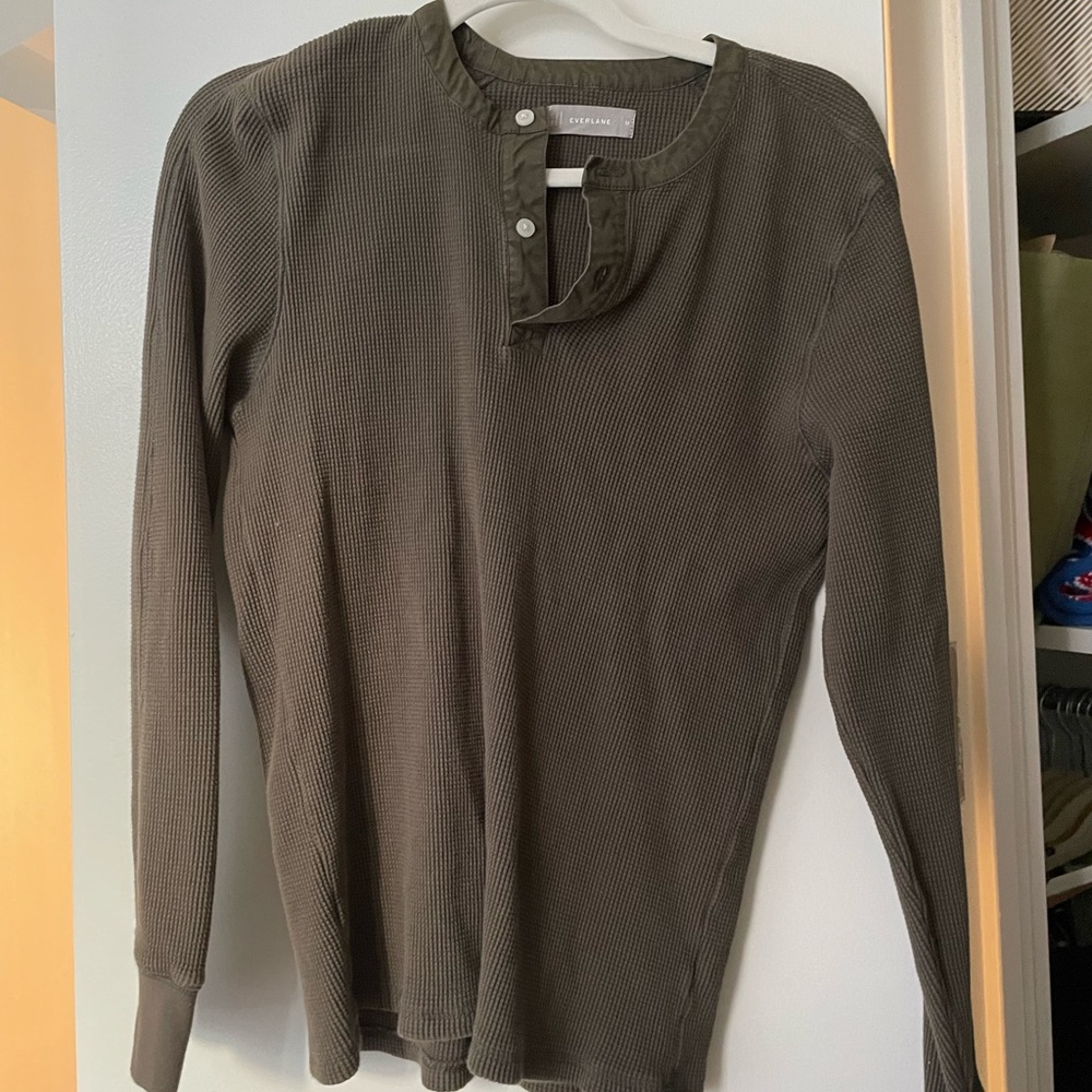 Everlane Olive Casual Button Down Shirt